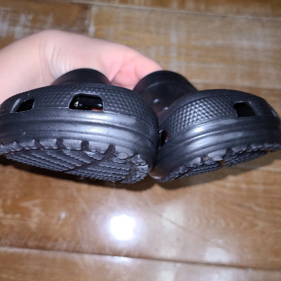 Crocs Black Unisex Kids Junior Size 2 Comfort Clogs - Picture 7 of 8